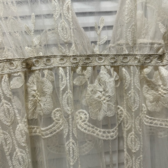 Story On Lace Overlay Jacket with front tie - Picture 9 of 9